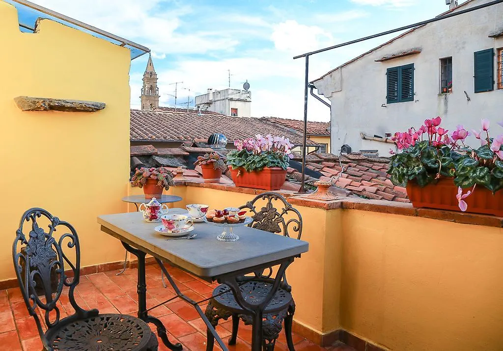 Oltrarno Charme Apartment Florence